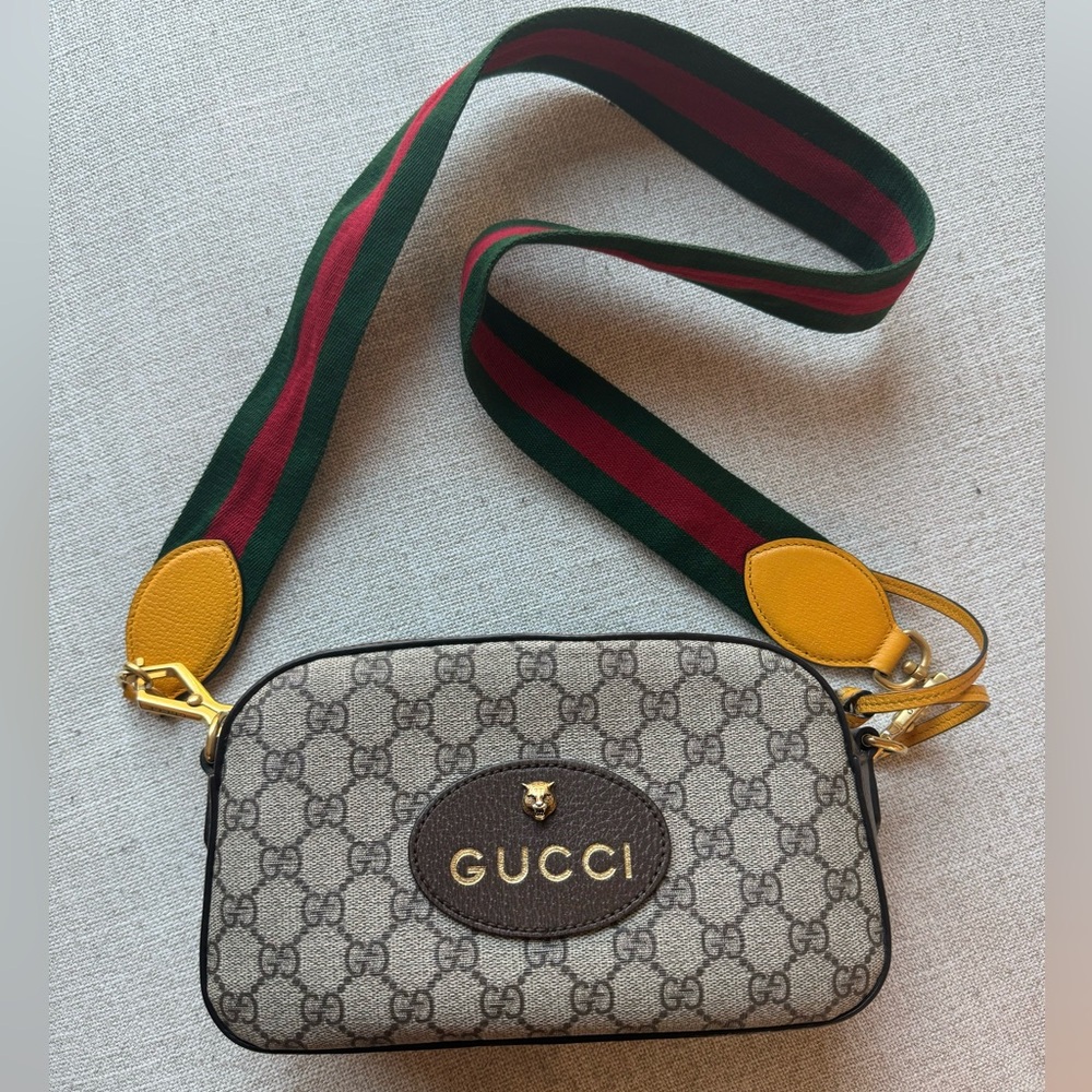 Gucci Neo Supreme Bag